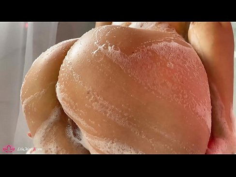 ❤️ Brunette si masturba a figa cù un vibratore per un orgasmu intensu in a doccia ☑ Porno à co.pornohdmega.ru ﹏