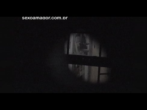 ❤️ Blondie hè videoregistrata in segretu da un voyeur di u quartieru nascostu daretu à i mattoni cavi ☑ Porno à co.pornohdmega.ru ﹏